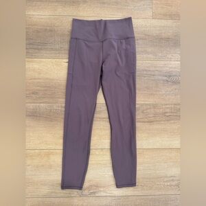 Worn Once! High Waist Vuori Leggings size Small 25” Inseam